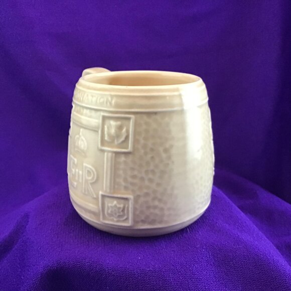 Coronation Cup Queen Elizabeth II Keele Street Pottery KSP Beige June 2nd 1953 - Picture 6 of 12
